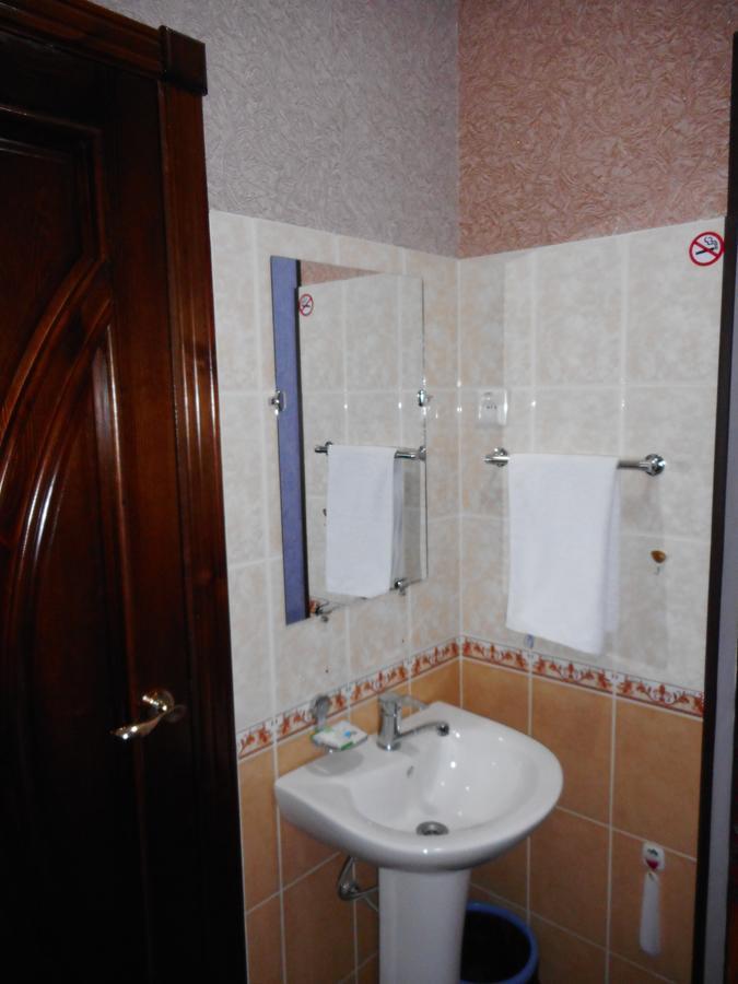 Hotel Avesto Tashkent Exterior photo